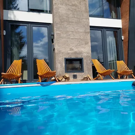 Orange With Private Pool