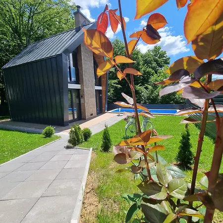 Orange With Private Pool *