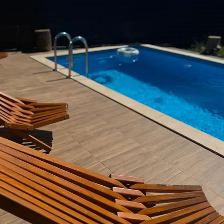 Orange With Private Pool Villa *