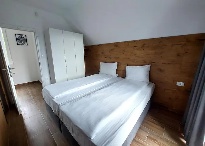 Orange With Private Pool